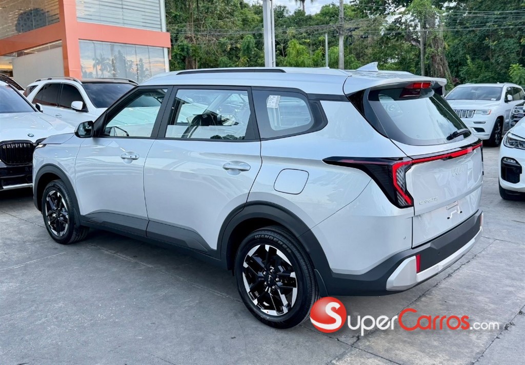 2027 Kia Carens — foto 7 / 10
