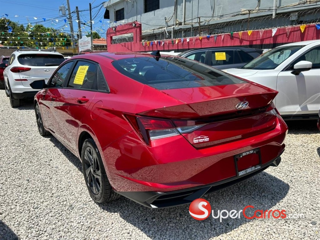 2023 Hyundai Elantra SEL — foto 10 / 10