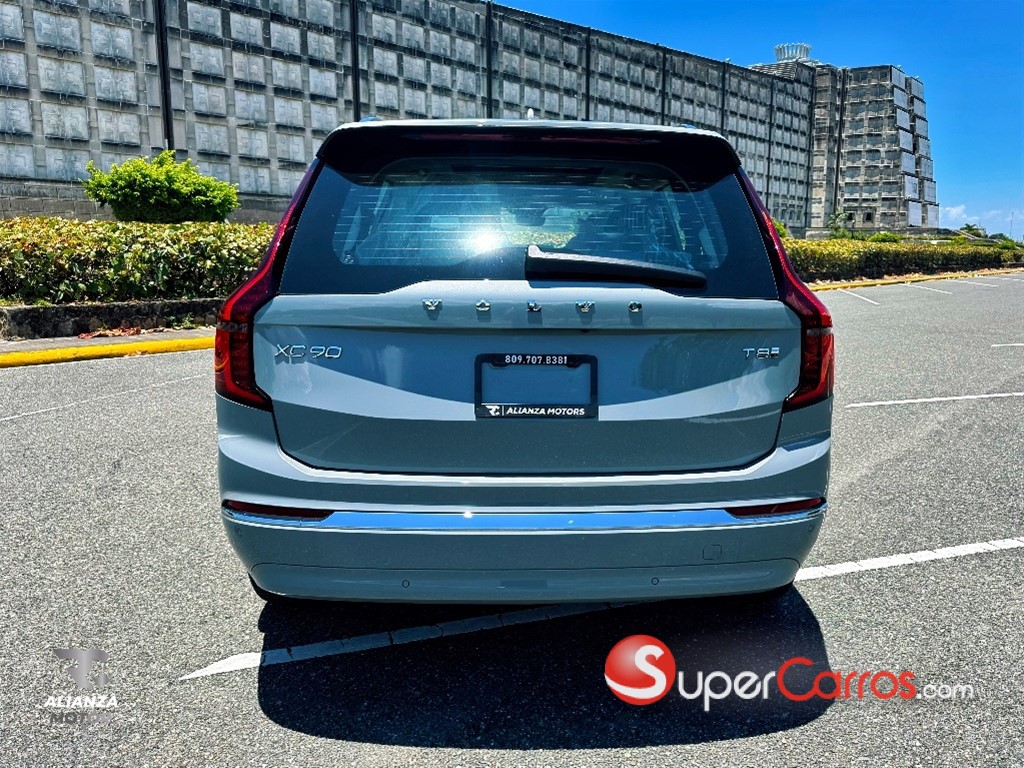 2026 Volvo XC90 CORE — foto 7 / 12
