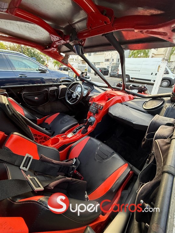 2021 Can Am Maverick — foto 7 / 9