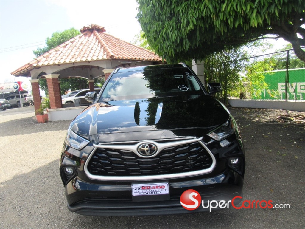 2022 Toyota Highlander XLE — foto 6 / 12
