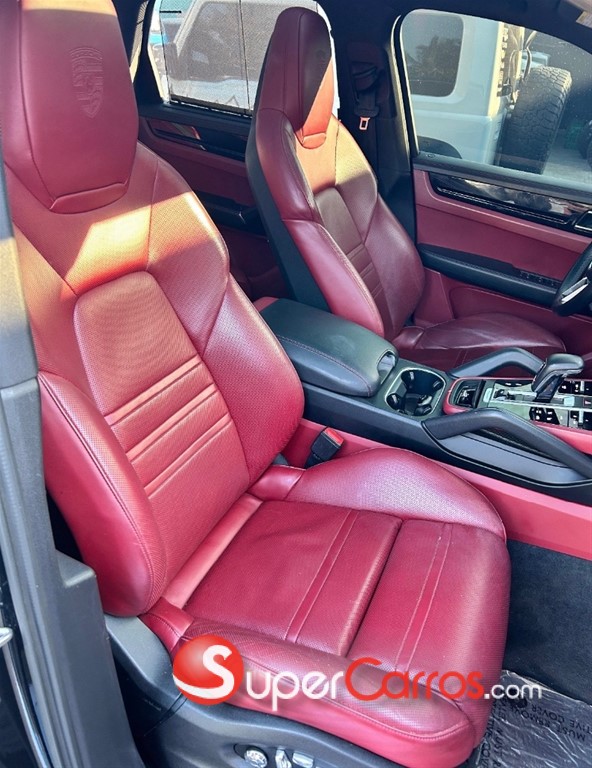 2019 Porsche Cayenne — foto 5 / 7
