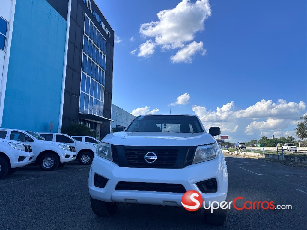 2020 Nissan Frontier NP300 — foto 2 / 10