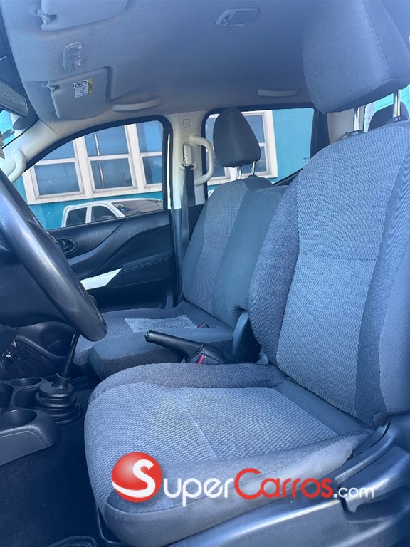 2020 Nissan Frontier NP300 — foto 7 / 10