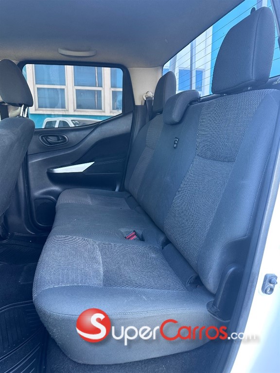 2020 Nissan Frontier NP300 — foto 8 / 10