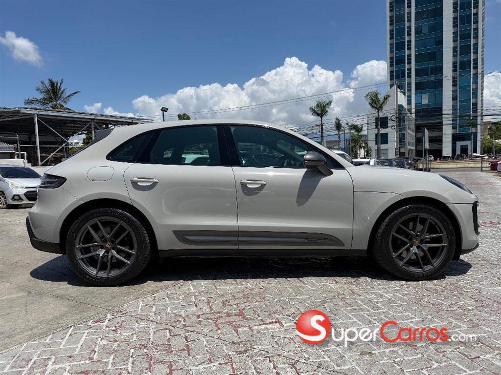 2023 Porsche Macan T — foto 2 / 11