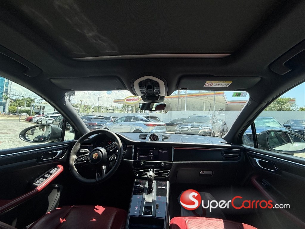 2023 Porsche Macan T — foto 10 / 11