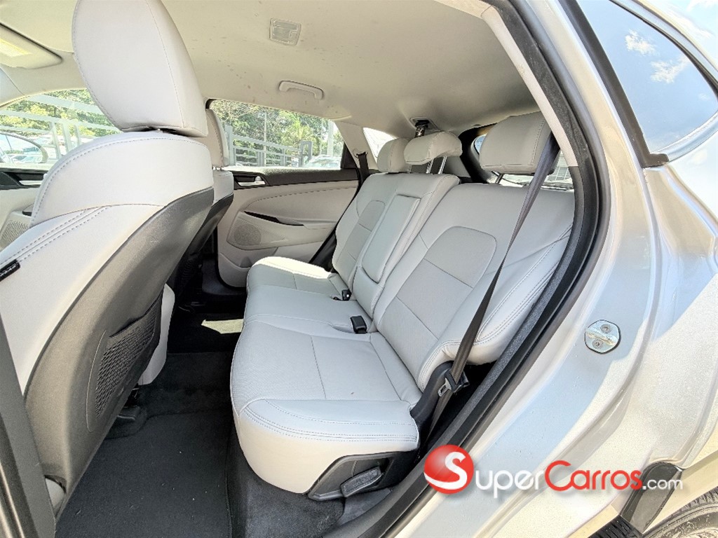 2020 Hyundai Tucson Value — foto 8 / 12