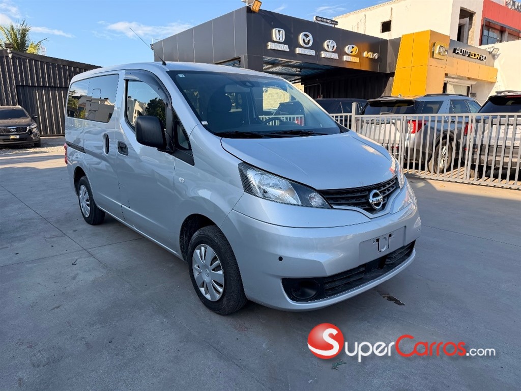 2021 Nissan NV 200