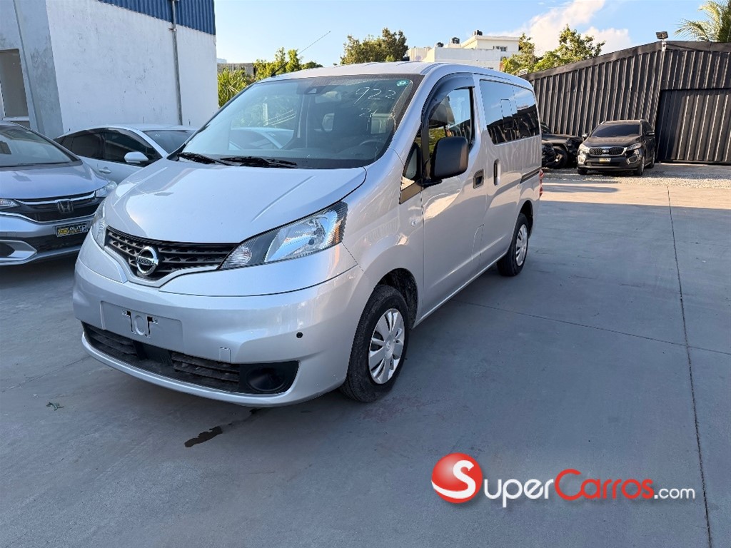 2021 Nissan NV 200 — foto 3 / 12