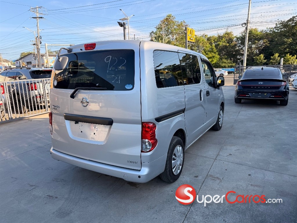 2021 Nissan NV 200 — foto 6 / 12