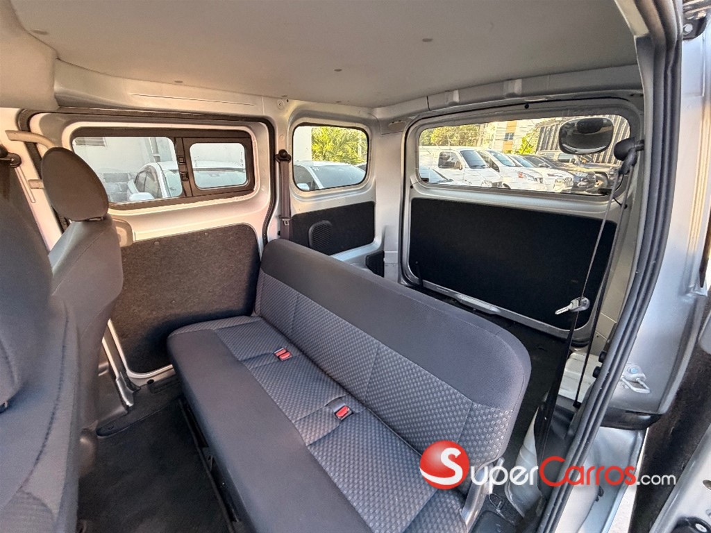 2021 Nissan NV 200 — foto 10 / 12