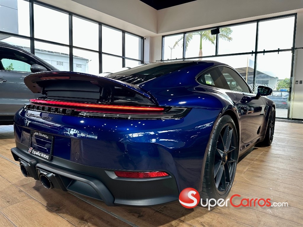 2026 Porsche 911 Carrera GTS — foto 2 / 10