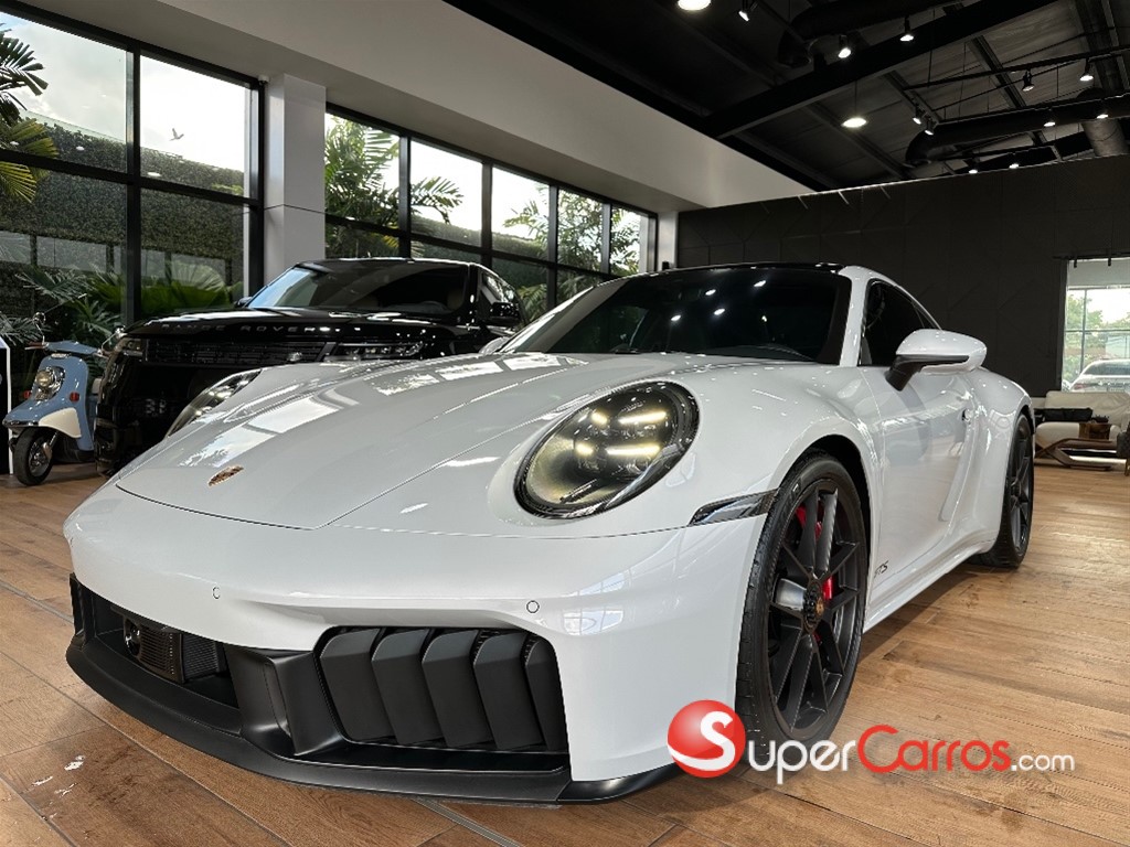 2025 Porsche 911 Carrera GTS
