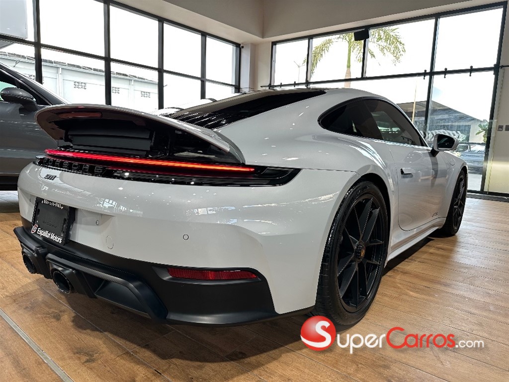 2025 Porsche 911 Carrera GTS — foto 5 / 11