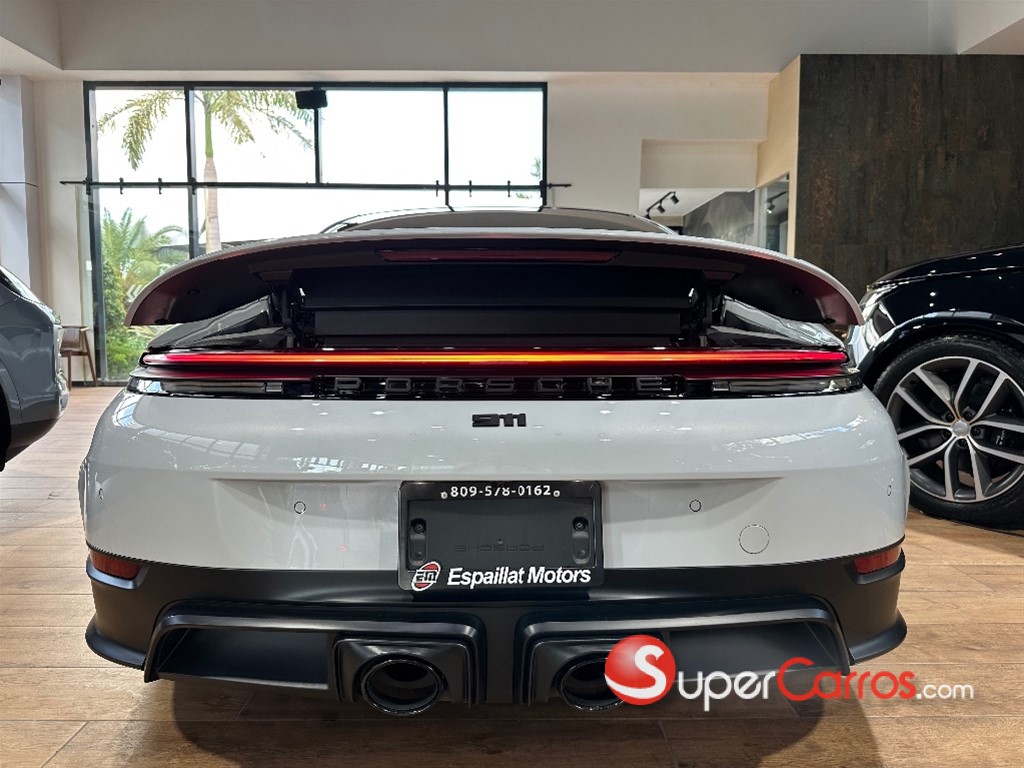 2025 Porsche 911 Carrera GTS — foto 6 / 11