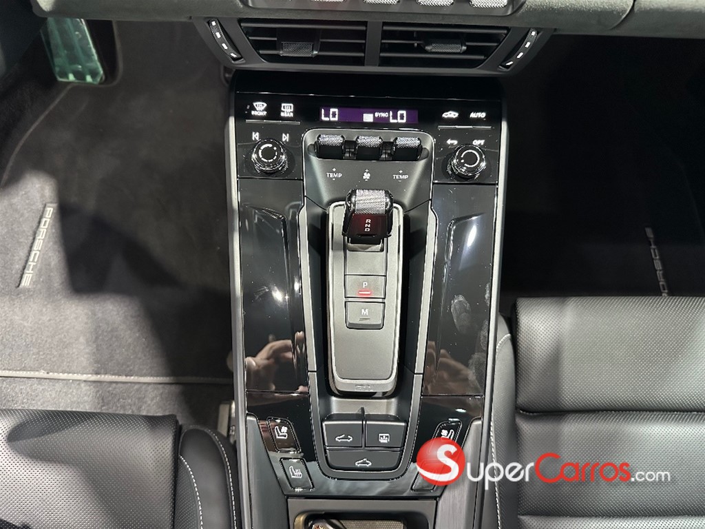 2025 Porsche 911 Carrera GTS — foto 11 / 11