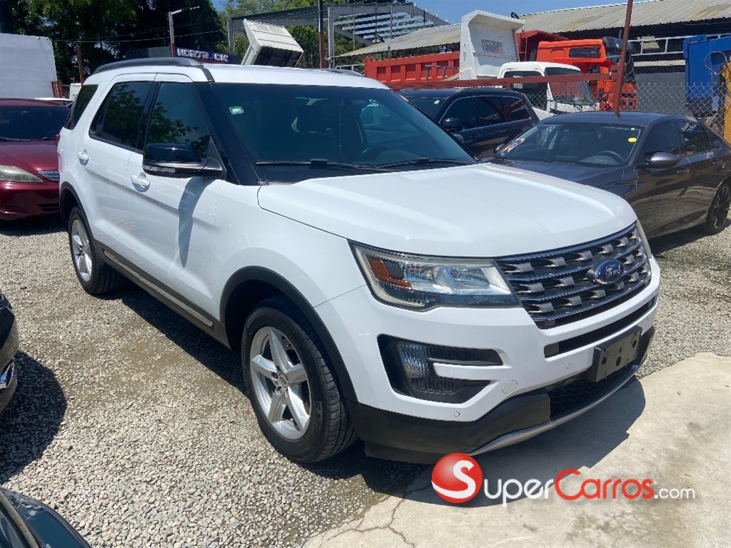 2016 Ford Explorer XLT — foto 3 / 11
