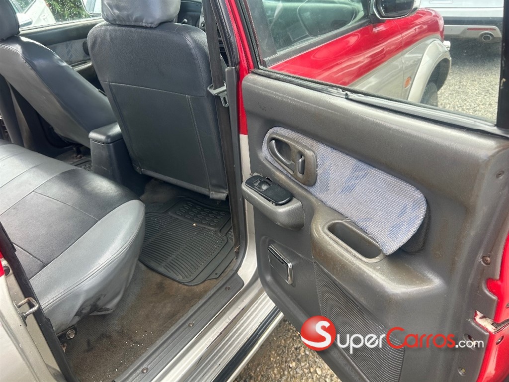 1999 Mitsubishi Motors L 200 — foto 10 / 11