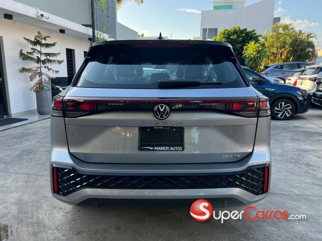 2026 Volkswagen Tiguan R Design — foto 11 / 11