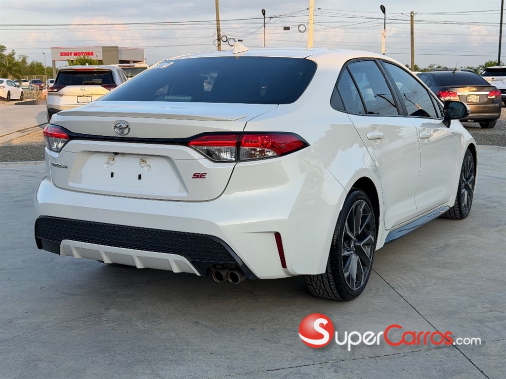 2020 Toyota Corolla SE — foto 3 / 11