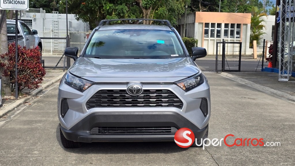 2020 Toyota RAV4 LE — foto 3 / 12