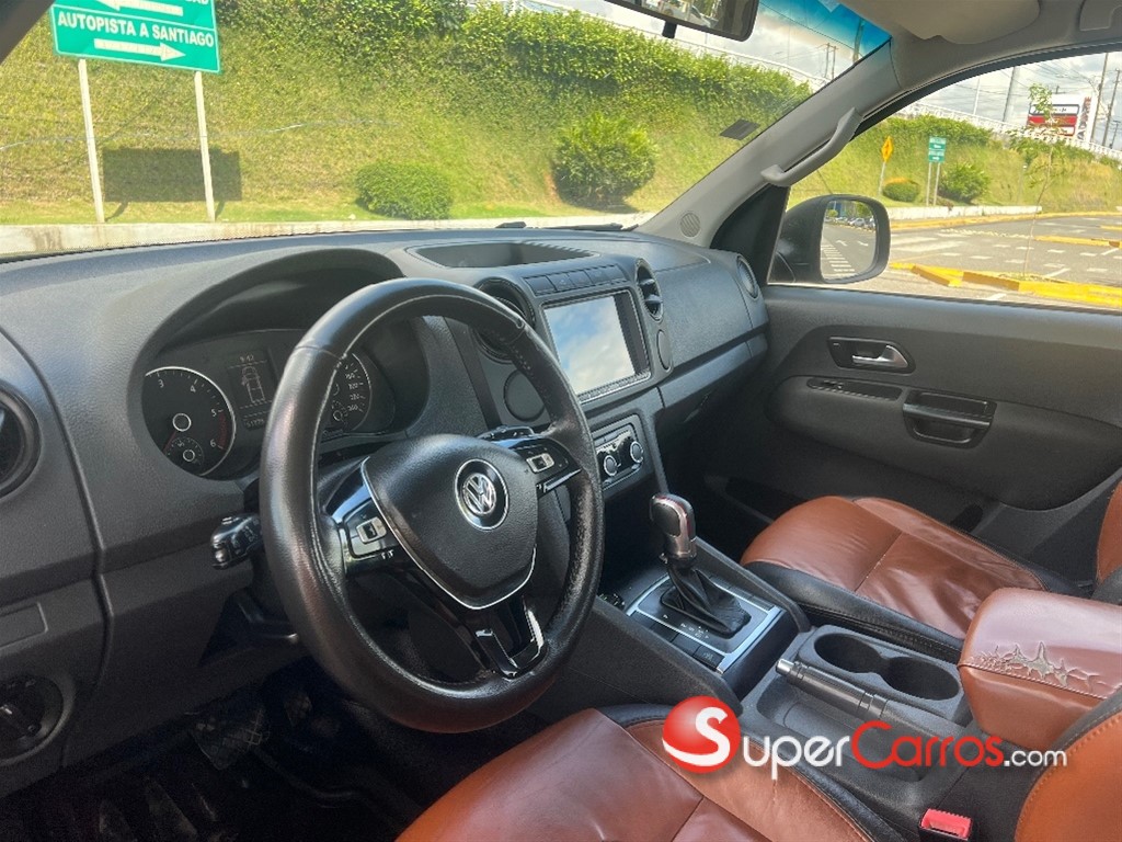 2016 Volkswagen Amarok — foto 8 / 12
