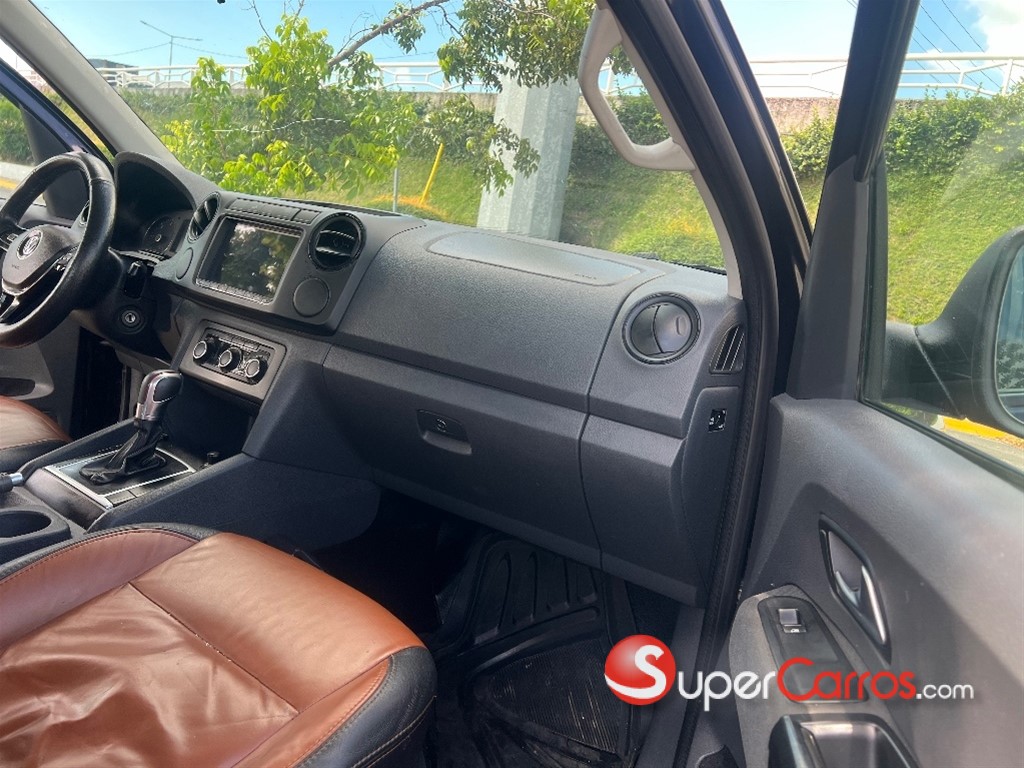 2016 Volkswagen Amarok — foto 9 / 12