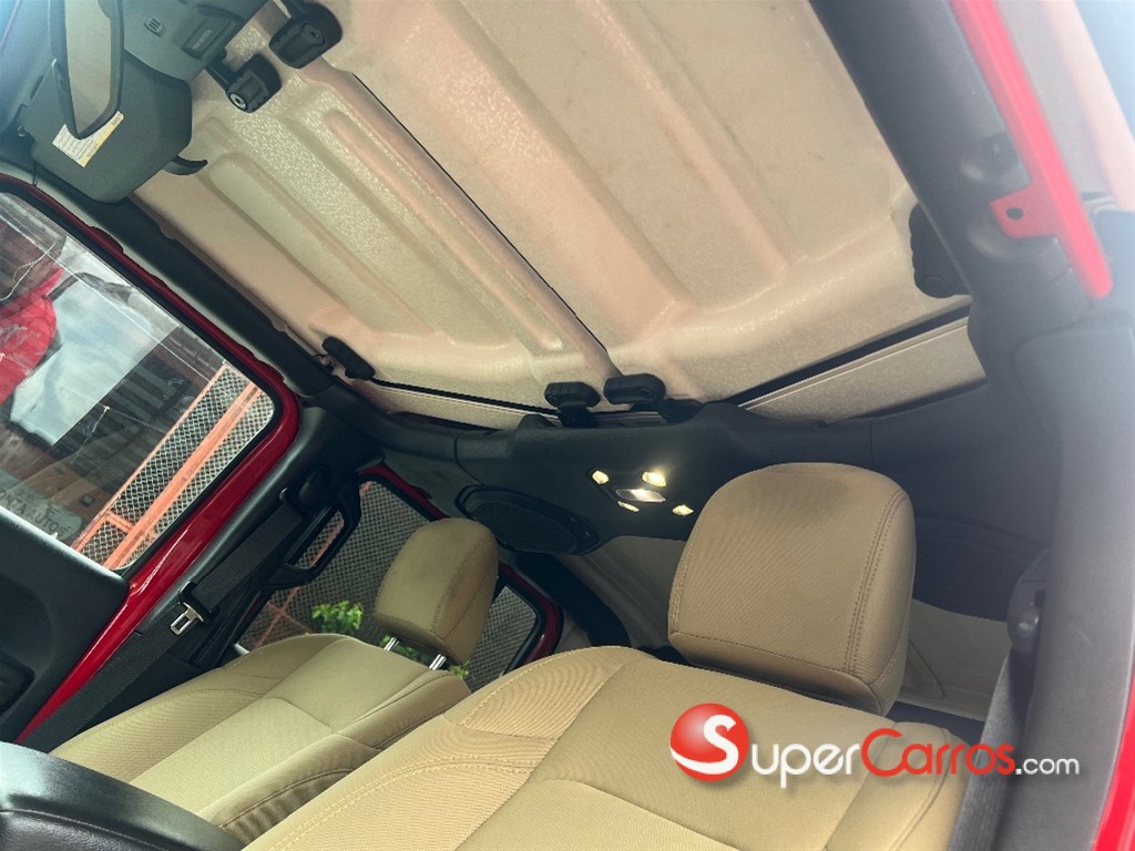 2020 Jeep Gladiator Sport — foto 9 / 12