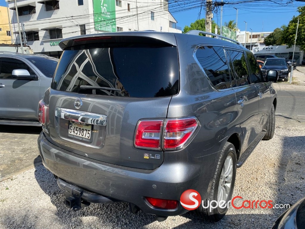 2018 Nissan Patrol — foto 9 / 12