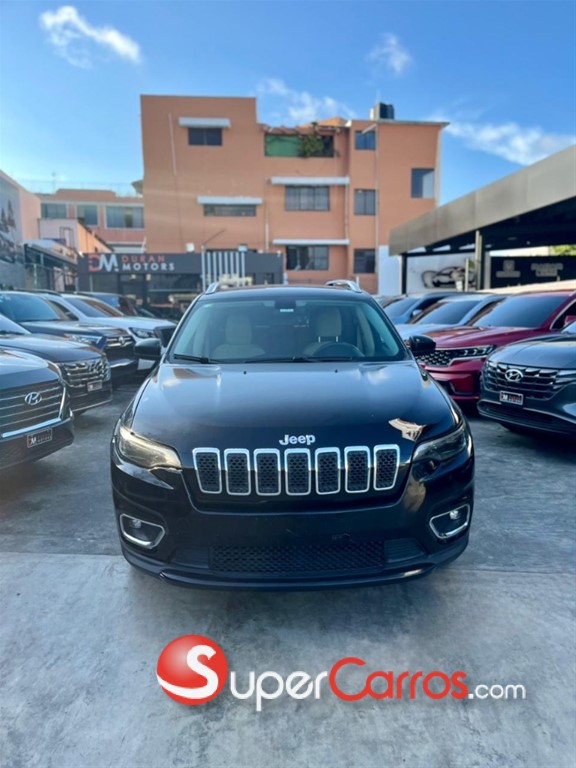 2019 Jeep Cherokee Latitude — foto 2 / 11