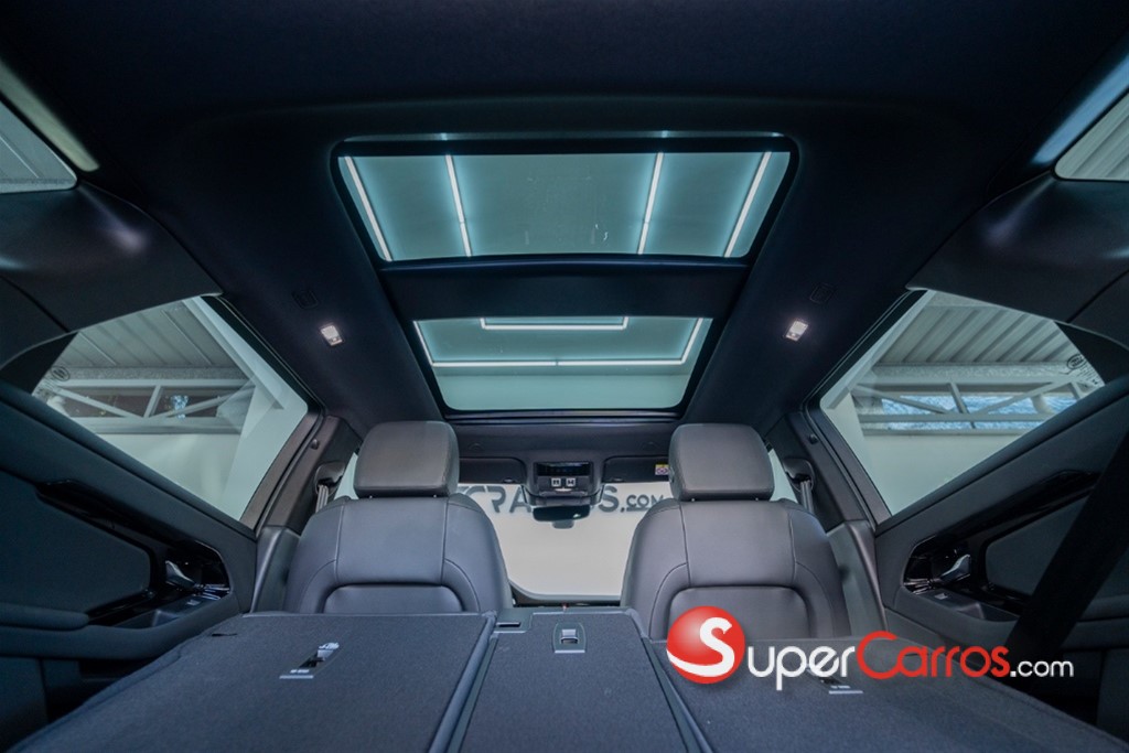 2025 Land Rover Range Rover EVOQUE — foto 10 / 12