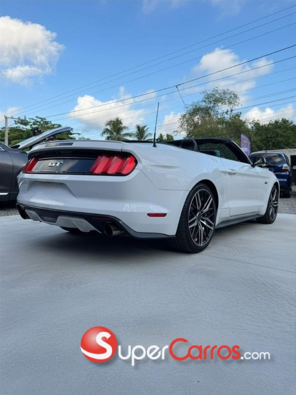 2016 Ford Mustang — foto 5 / 11