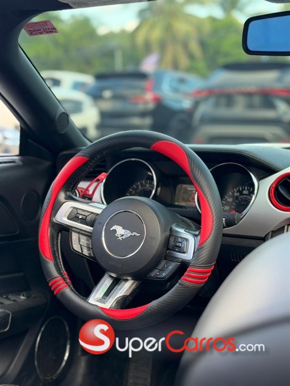 2016 Ford Mustang — foto 6 / 11