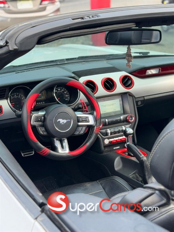 2016 Ford Mustang — foto 10 / 11