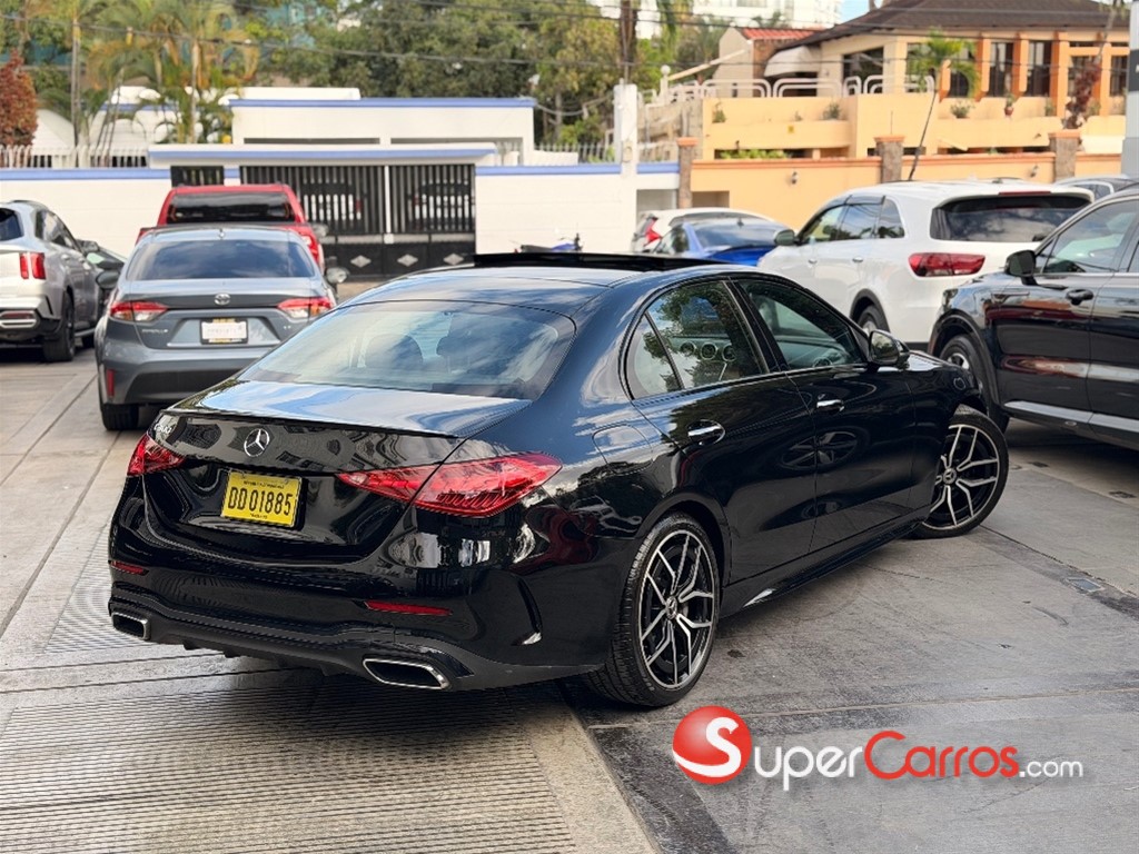2022 Mercedes-Benz Clase C 300 AMG — foto 4 / 12