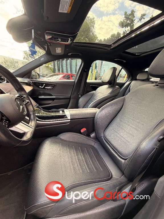 2022 Mercedes-Benz Clase C 300 AMG — foto 8 / 12