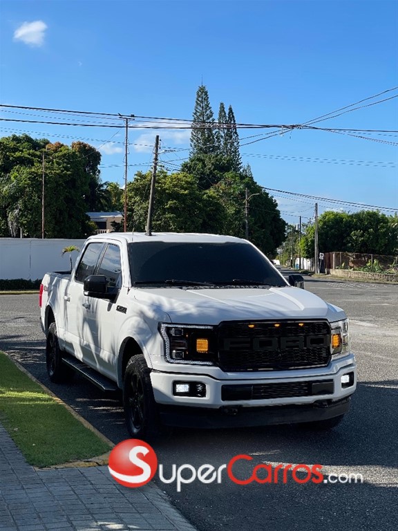 2020 Ford F 150 Lariat — foto 3 / 12