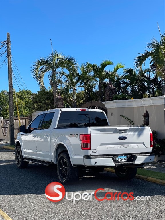 2020 Ford F 150 Lariat — foto 4 / 12