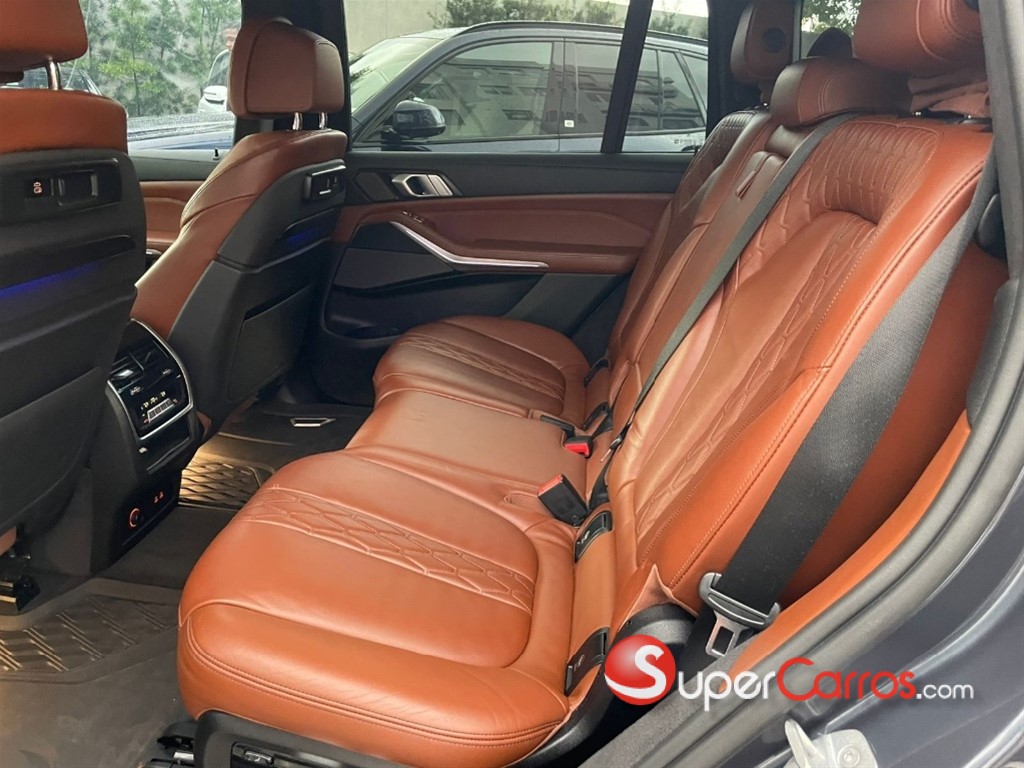 2019 BMW X 7 xDrive 40i Mpackage — foto 5 / 11