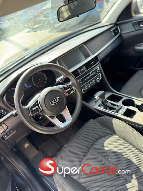 2020 Kia Optima — foto 9 / 10