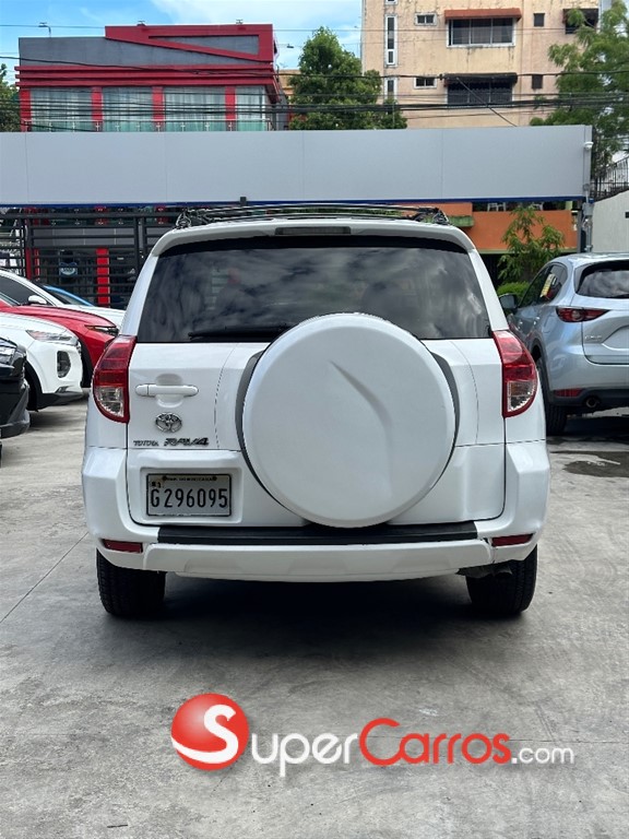 2007 Toyota RAV4 — foto 4 / 9