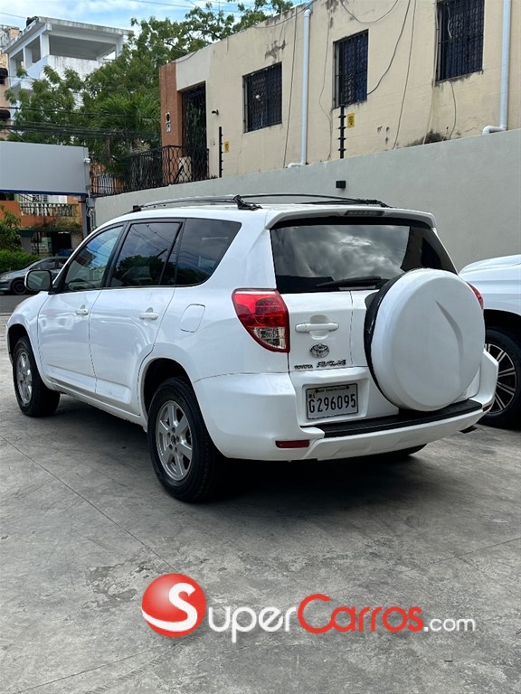 2007 Toyota RAV4 — foto 6 / 9