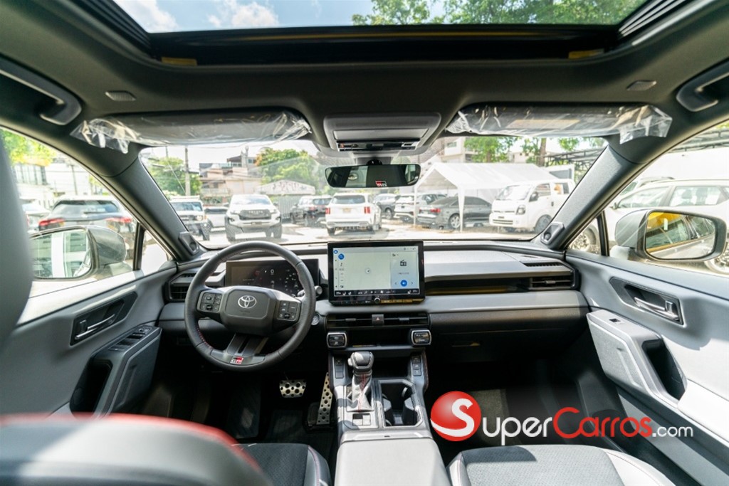 2027 Toyota RAV4 GR Sport — foto 5 / 9