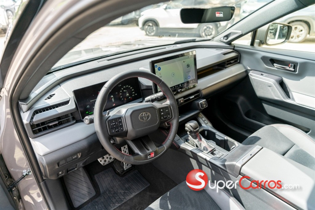 2027 Toyota RAV4 GR Sport — foto 7 / 9