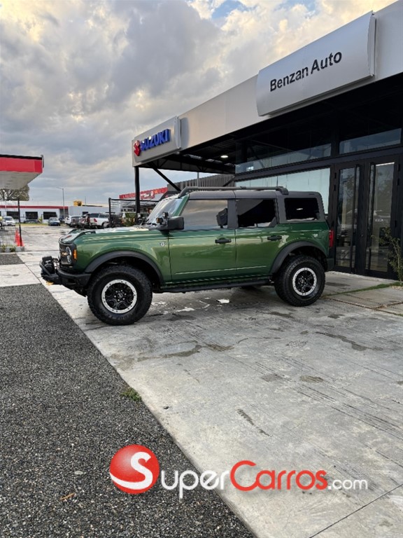 2022 Ford Bronco — foto 3 / 12