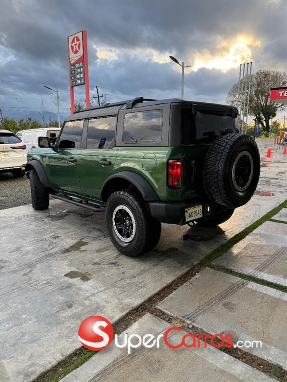 2022 Ford Bronco — foto 5 / 12