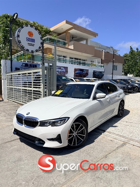 2020 BMW Serie 3 330i XDrive — foto 2 / 10