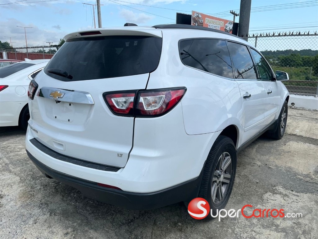 2017 Chevrolet Traverse LT — foto 4 / 8