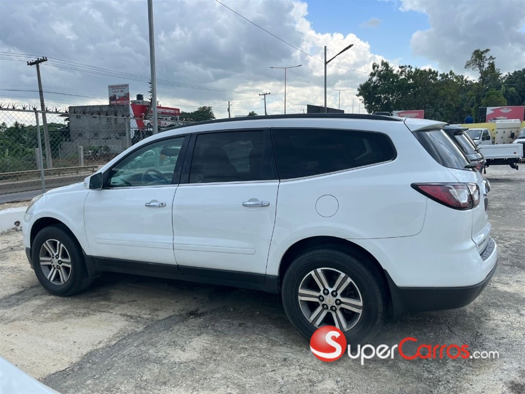 2017 Chevrolet Traverse LT — foto 5 / 8